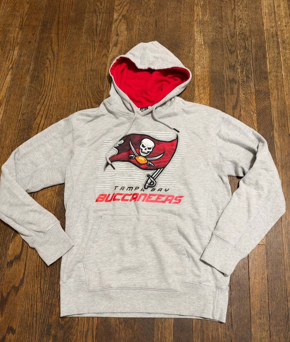 NFL Team Apparel Tampa Bay Buccaneers Waffle Lined Hoodie Gray Red Pullover M